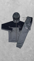 Berghaus slidey tracksuit.