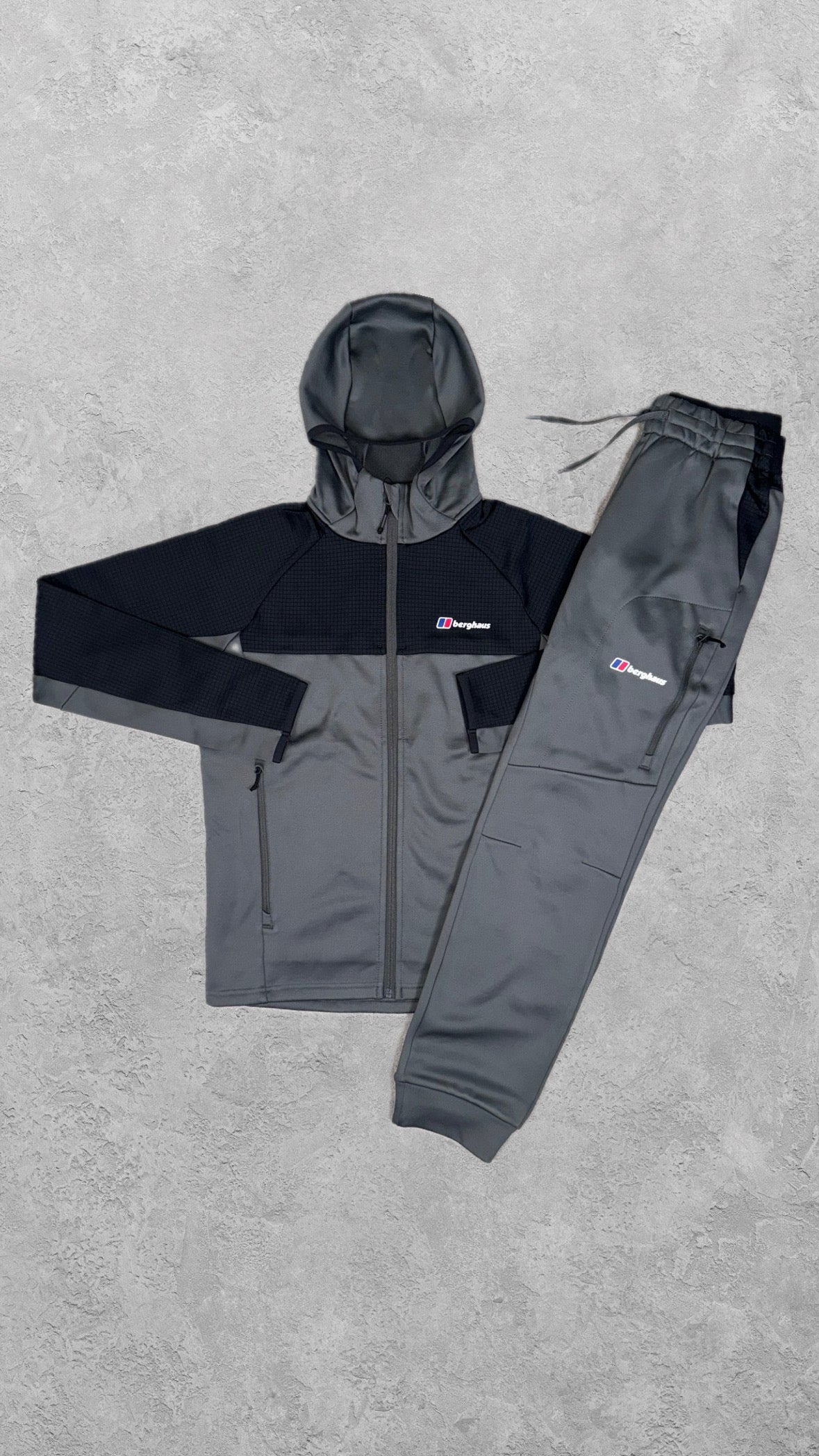 Berghaus slidey tracksuit.