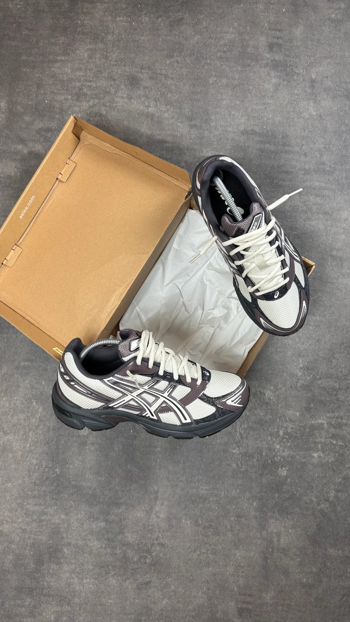ASICS gel 1130 oatmeal/obsidian grey